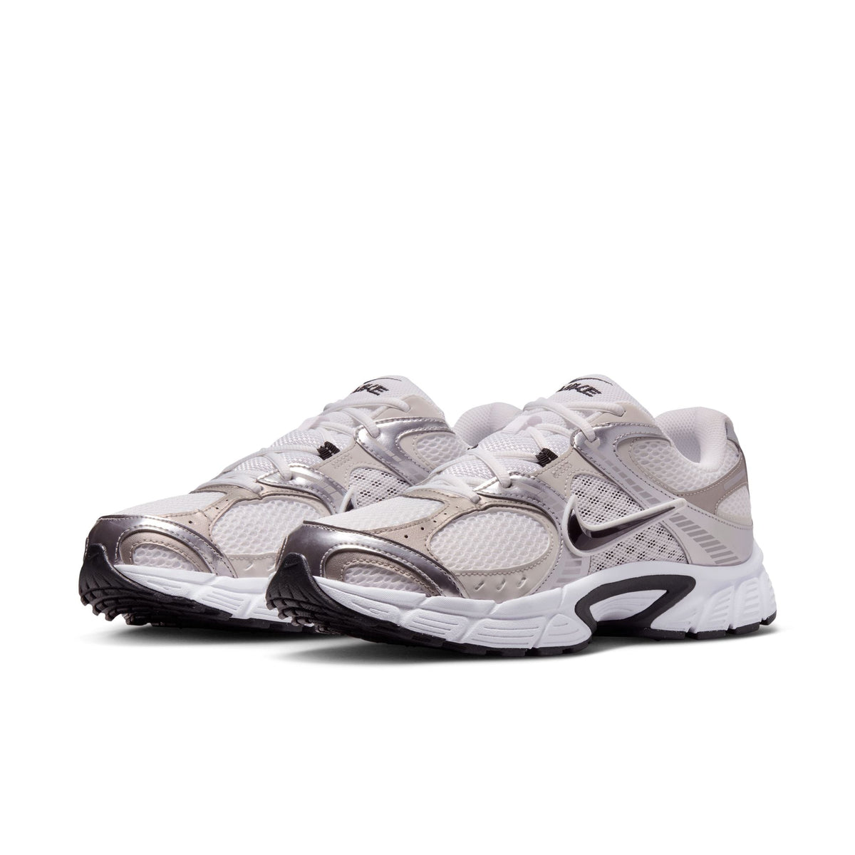 Nike V5 RNR - WHITE/BLACK-VAST GREY-COLLEGE GREY for Men - product image from the listing.