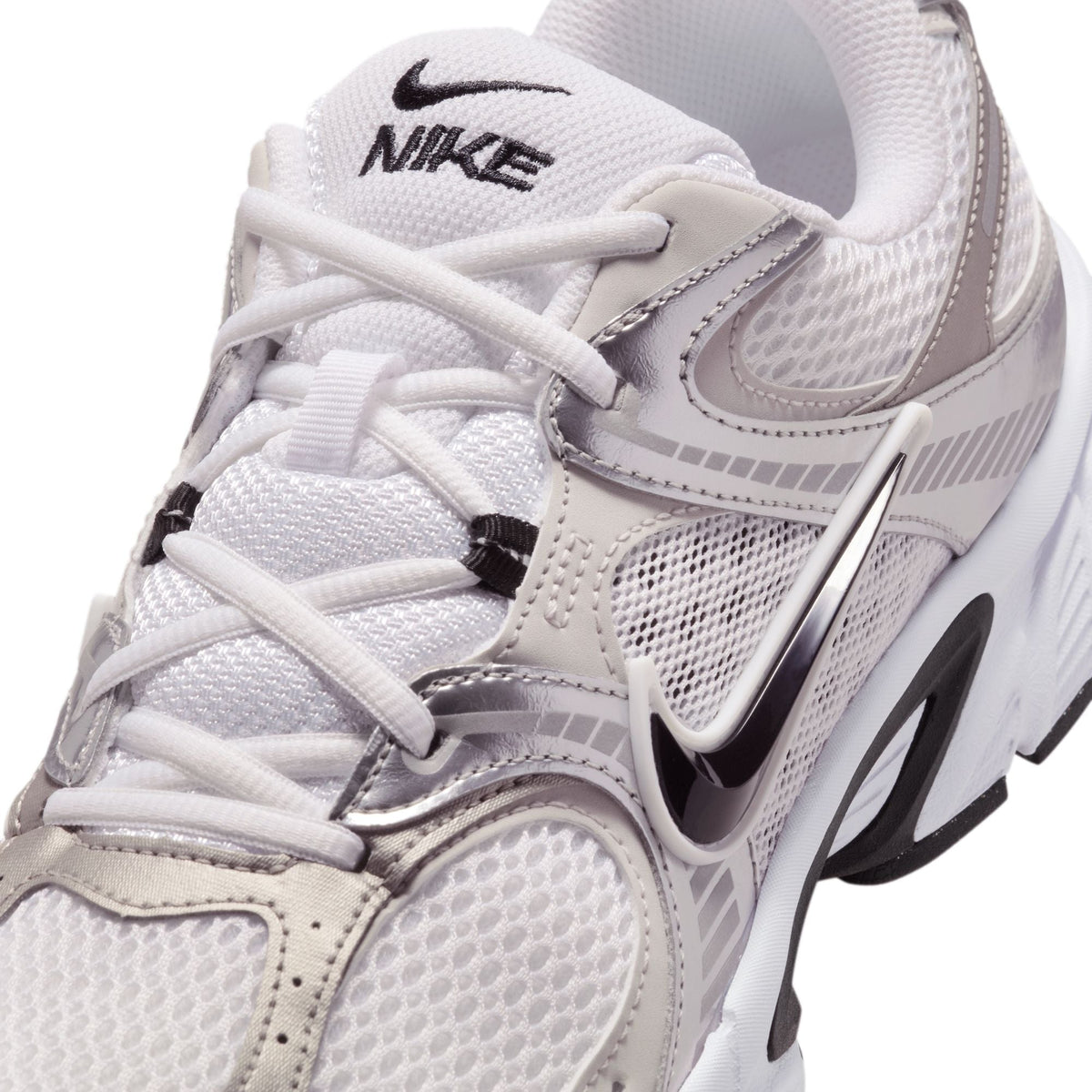 Nike V5 RNR - WHITE/BLACK-VAST GREY-COLLEGE GREY for Men - product image from the listing.