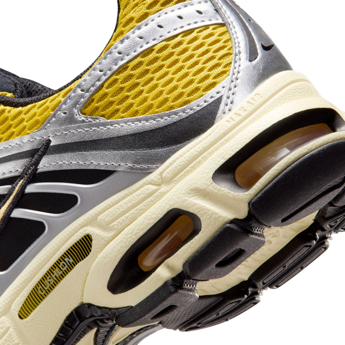 Nike Air Max Moto 2k - SAFFRON QUARTZ/ALABASTER-METALLIC SILVER for Men - product image from the listing.