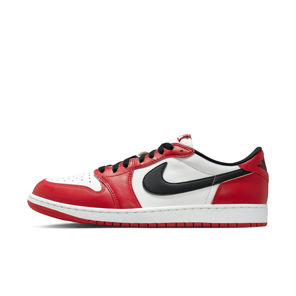 Air Jordan 1 Retro Low "Chicago" - VARSITY RED/BLACK-SUMMIT WHITE for Men - product image from the listing.