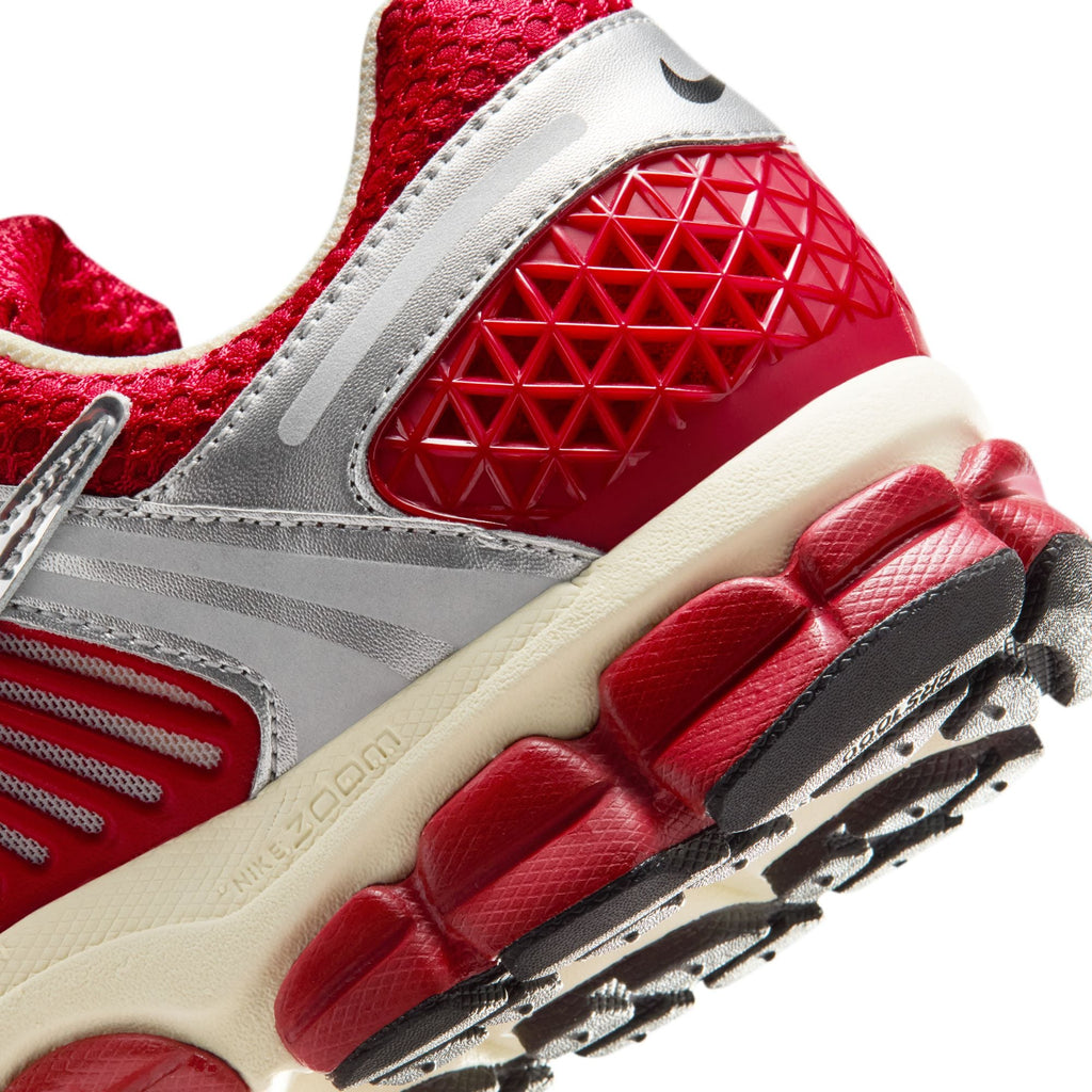 Nike Zoom Vomero 5 - GYM RED/CHROME-METALLIC SILVER for Men - product image from the listing.