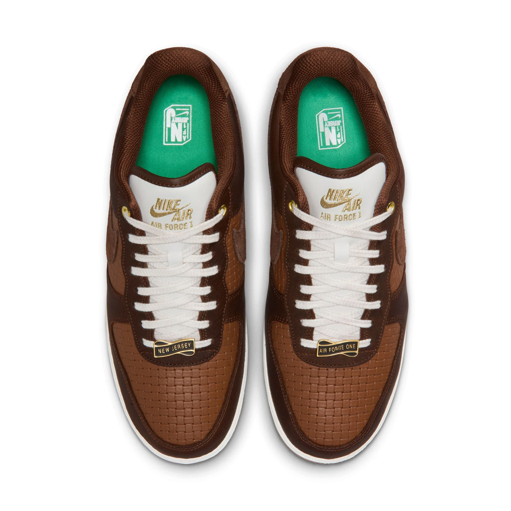 Nike Air Force 1 '07 Lv8 "Jersey Made It" -CACAO WOW/LT BRITISH TAN-SUMMIT WHITE for Men - product image from the listing.