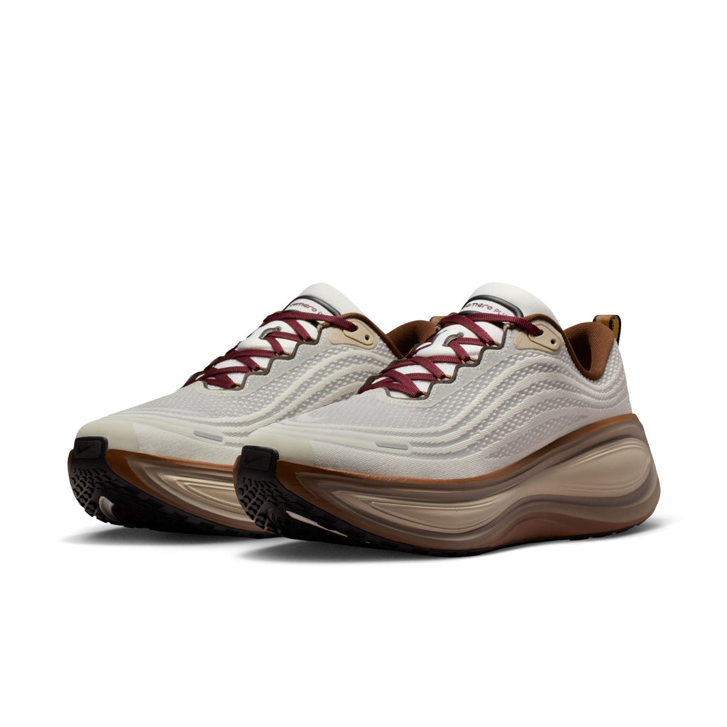 Nike Vomero Plus - SAIL/PECAN-CALDERA BROWN-BLACK for Men - product image from the listing.