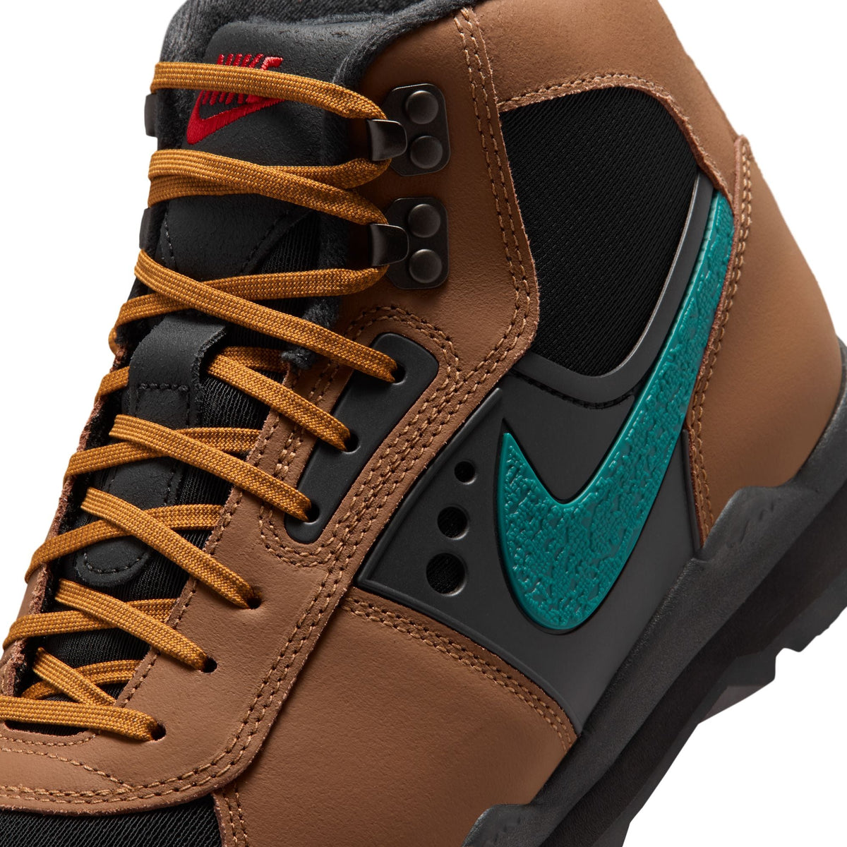 Nike Baltoro - LIGHT BRITISH TAN for Men - product image from the listing.