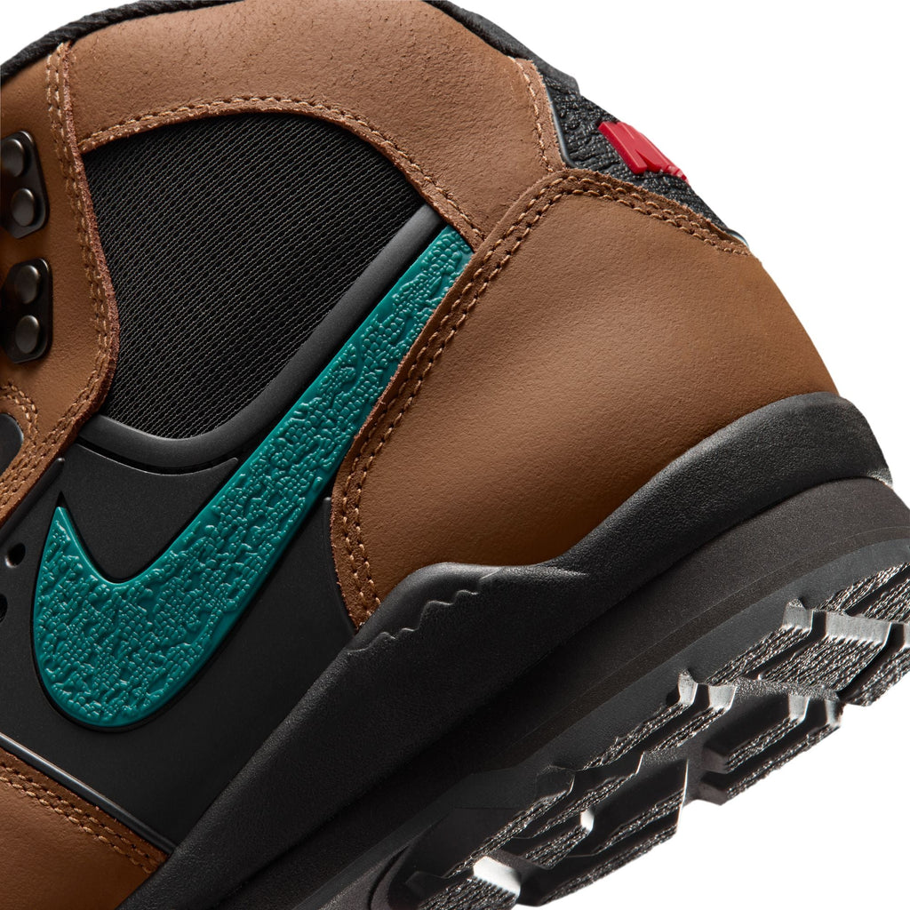 Nike Baltoro - LIGHT BRITISH TAN for Men - product image from the listing.