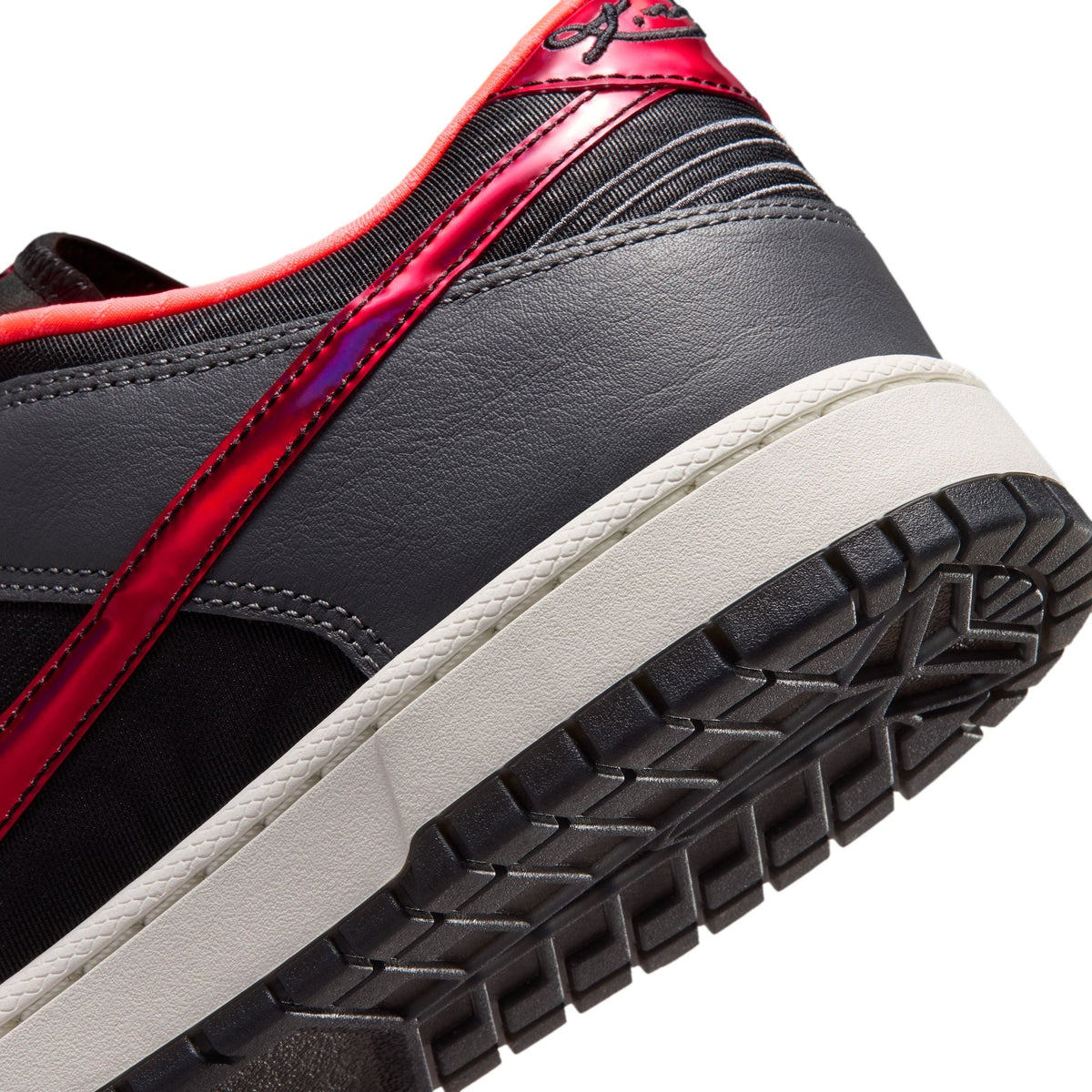 Kobe Nike Dunk Low Protro - BLACK/MULTI-COLOR-HOT PUNCH for Men - product image from the listing.