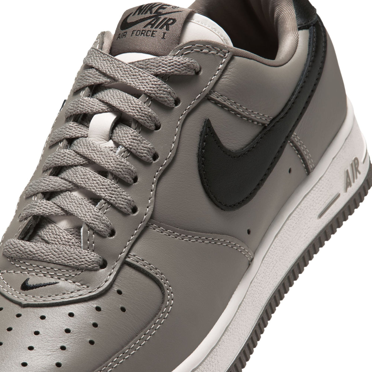 Nike Air Force 1 '01 - LIGHT ARMY/BLACK-SAIL for Men - product image from the listing.