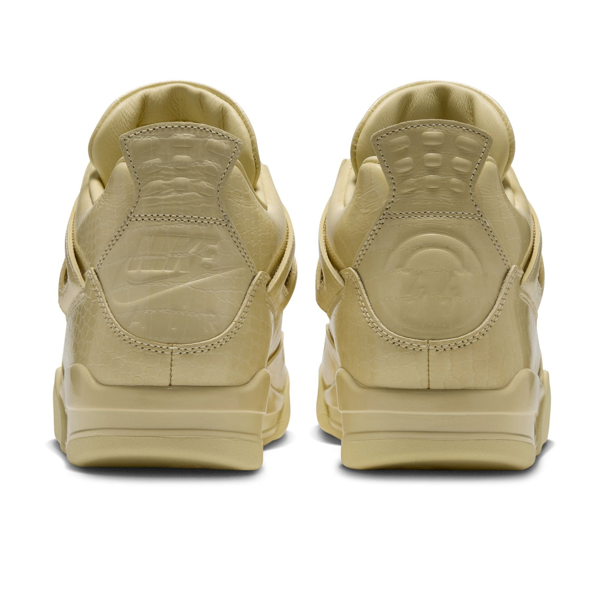 "Amazonas" Air Jordan 4 Retro X J Balvin LEMONADE/LEMONADE - product image from the listing.