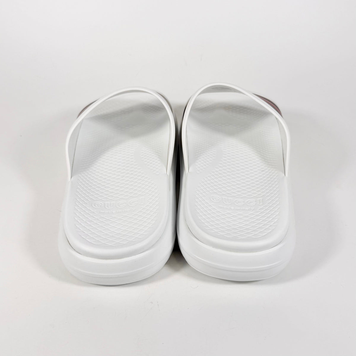 Men's Gucci Web Rubber Pool Slide - 8.5 - product image from the listing.