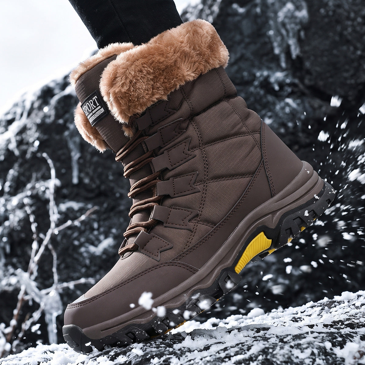 New Fashionable Lightweight Cotton Boots for Women - Winter Outdoor High-Top Fleece-Lined Warm Thick-Soled/ Snow Boots - product image from the listing.