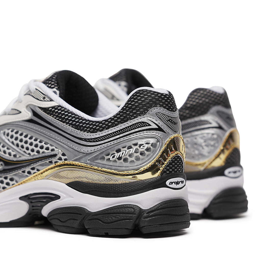 Saucony Progrid Omni 9 - SILVER/GOLD for Men - product image from the listing.