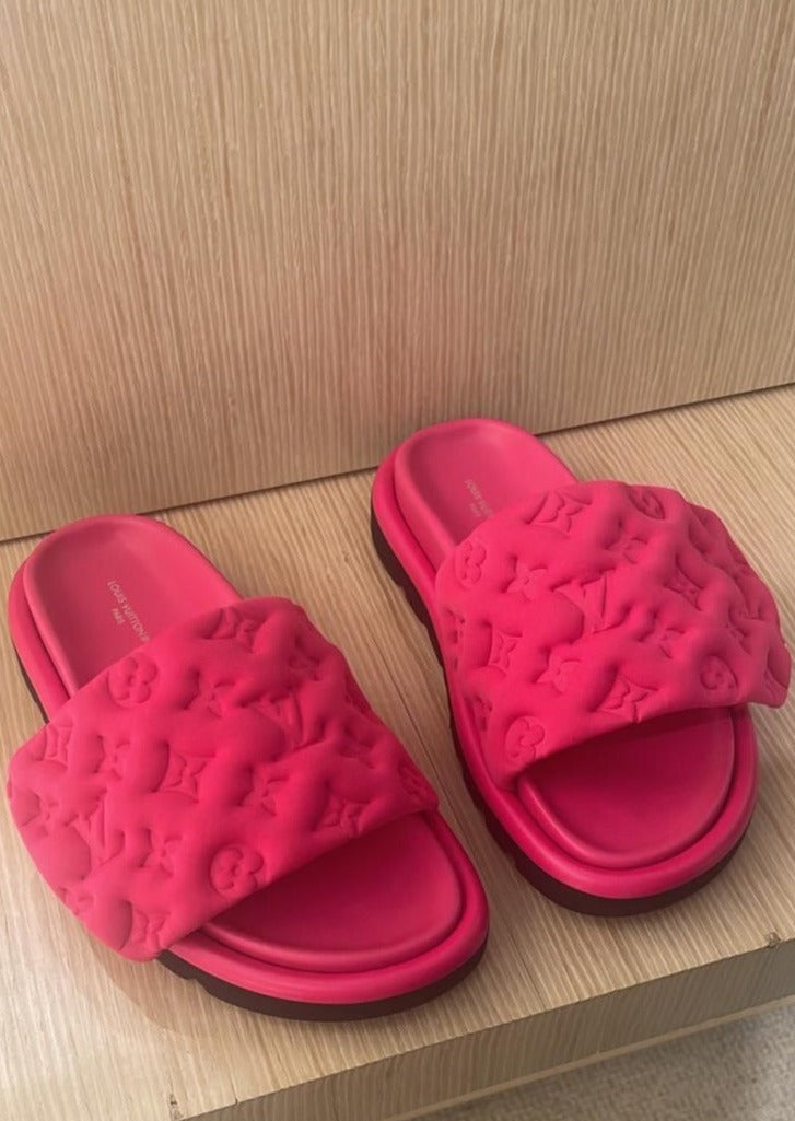 Fuchsia Pink - Louis Vuitton Pool Pillow Comfort Mules - product image from the listing.