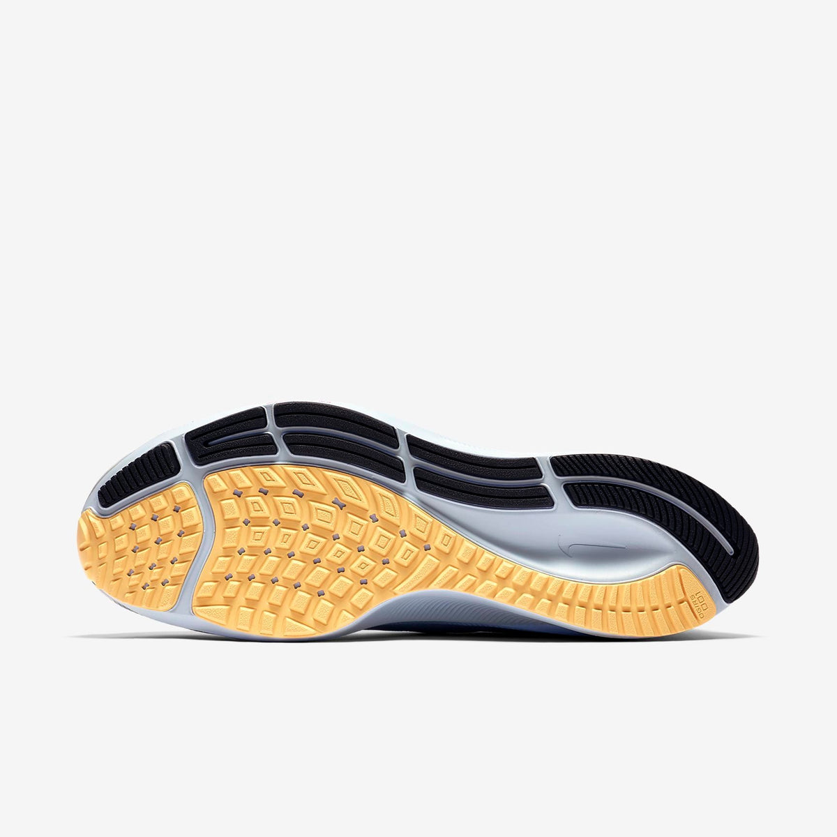 Nike Air Zoom Pegasus 37 Shoes for Running BQ9646-401 - product image from the listing.