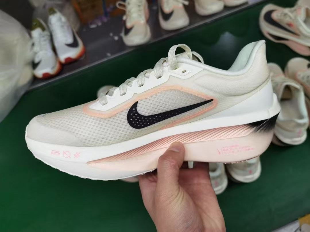 Nike Zoom Fly 6 Shoes for Running FN8454-102 - product image from the listing.