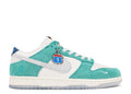 Nike Kasina x Dunk Low 'Road Sign' Footwear - product image from the listing.