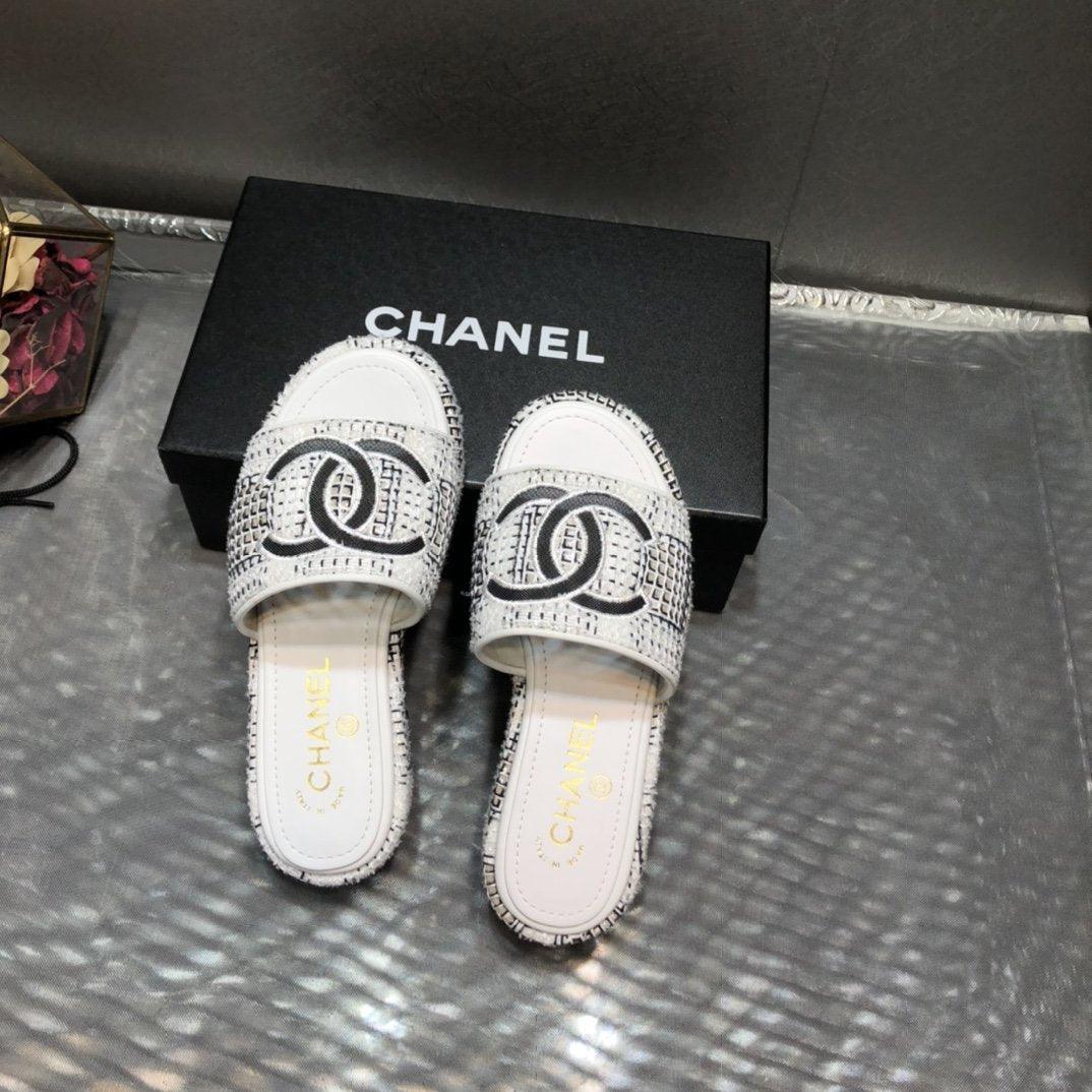 white Tweed sandals by Chanel - product image from the listing.