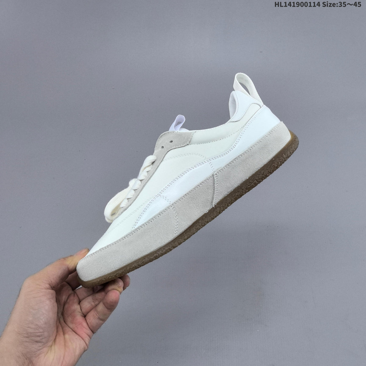 Alexander McQueen EC1 Low-Cut Lace-Up Sneakers - product image from the listing.