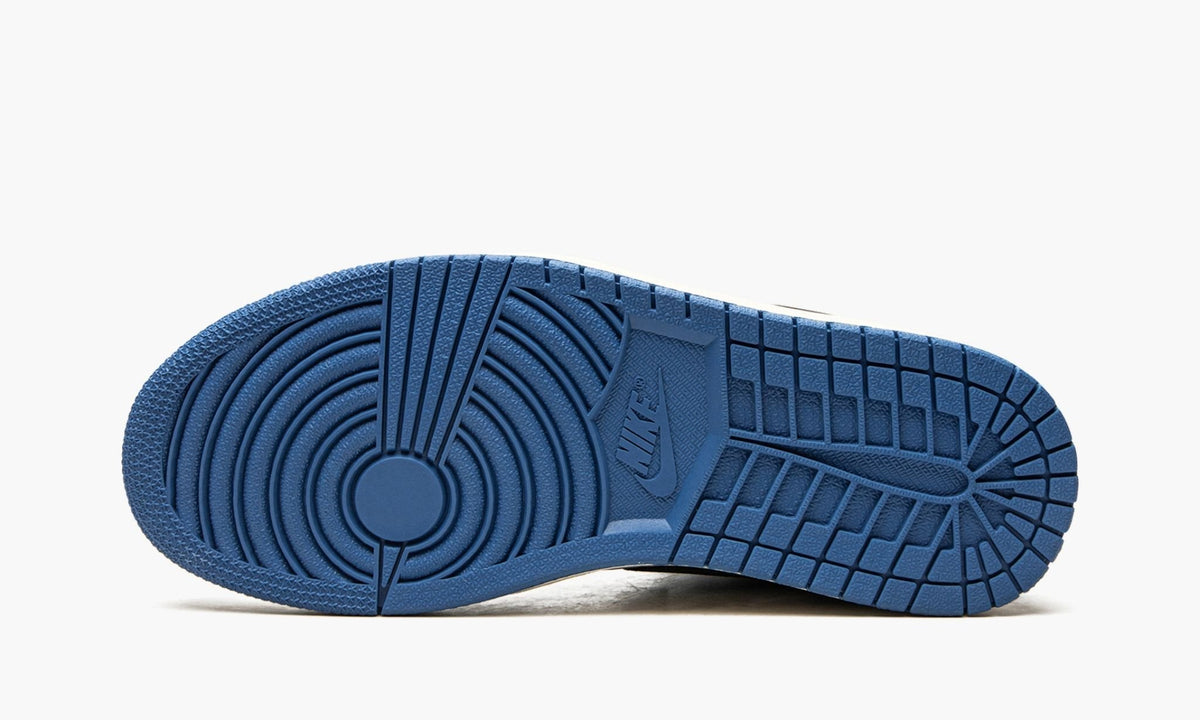 "Travis Scott x Fragment" Air Jordan 1 High OG SP - product image from the listing.