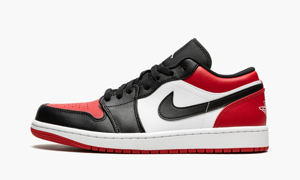 "Bred Toe" Air Jordan 1 Low - product image from the listing.