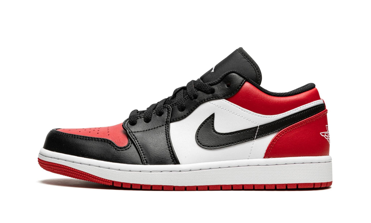 "Bred Toe" Air Jordan 1 Low - product image from the listing.