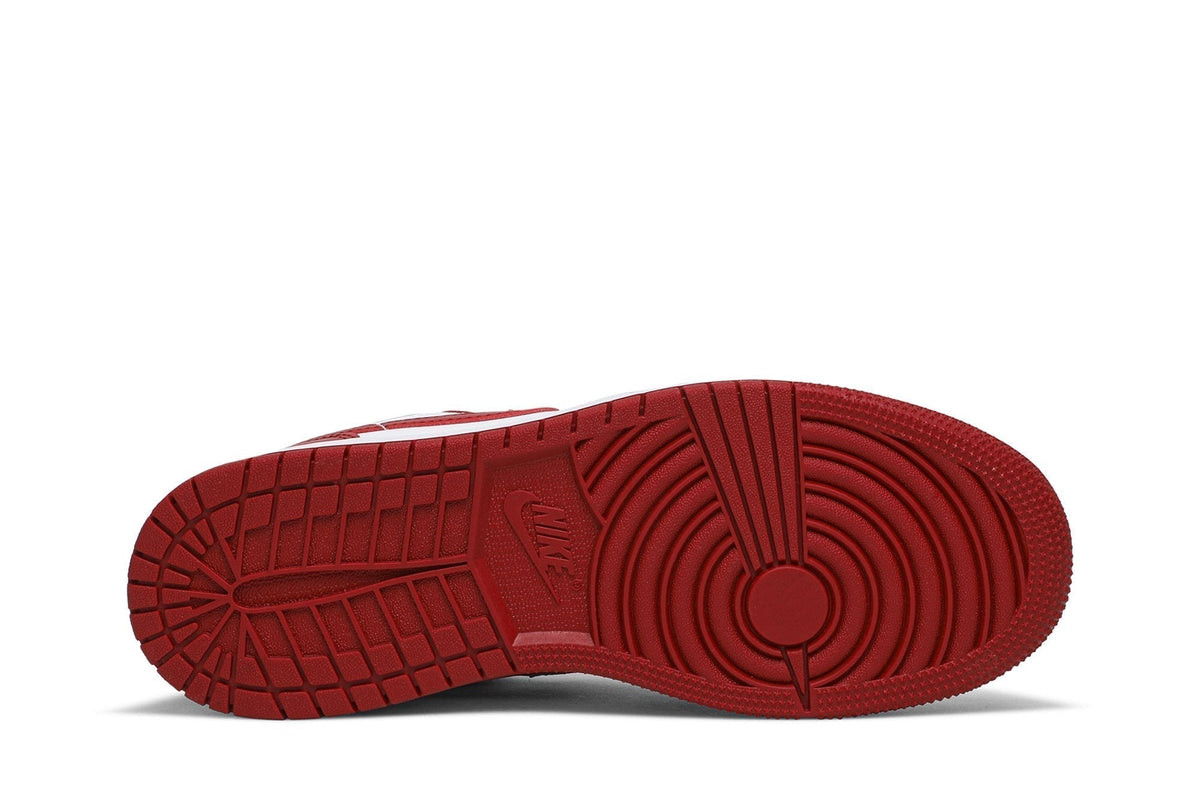 Air Jordan 1 Low Gym in Red - product image from the listing.