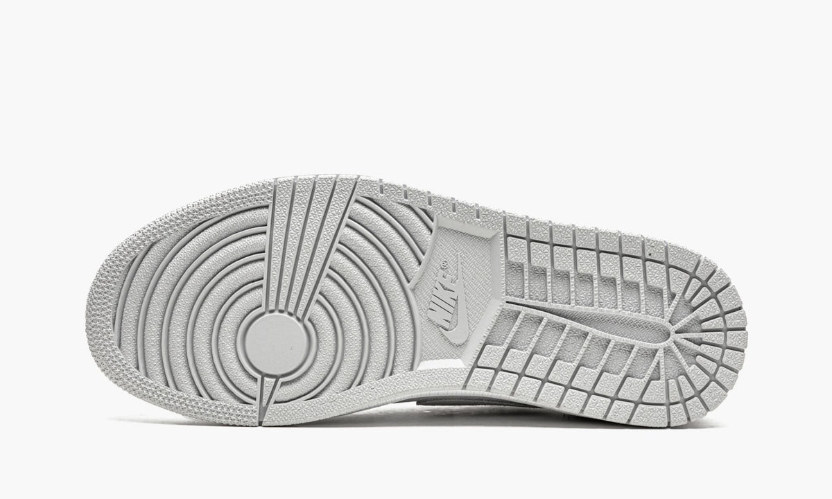"Neutral Grey" Air Jordan 1 Low OG - product image from the listing.