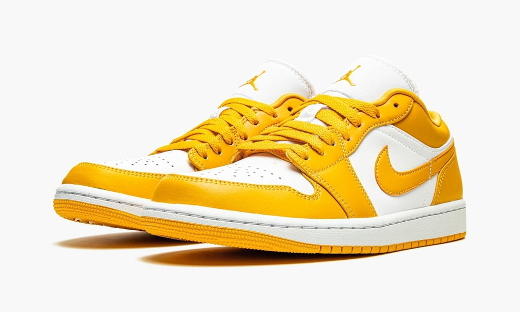 Pollen - Air Jordan 1 Low - product photo shown in the listing for this item.