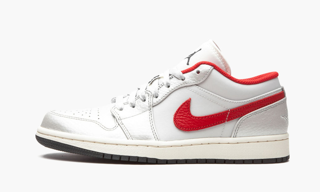 PRM Night Track - Air Jordan 1 Low - product image from the listing.