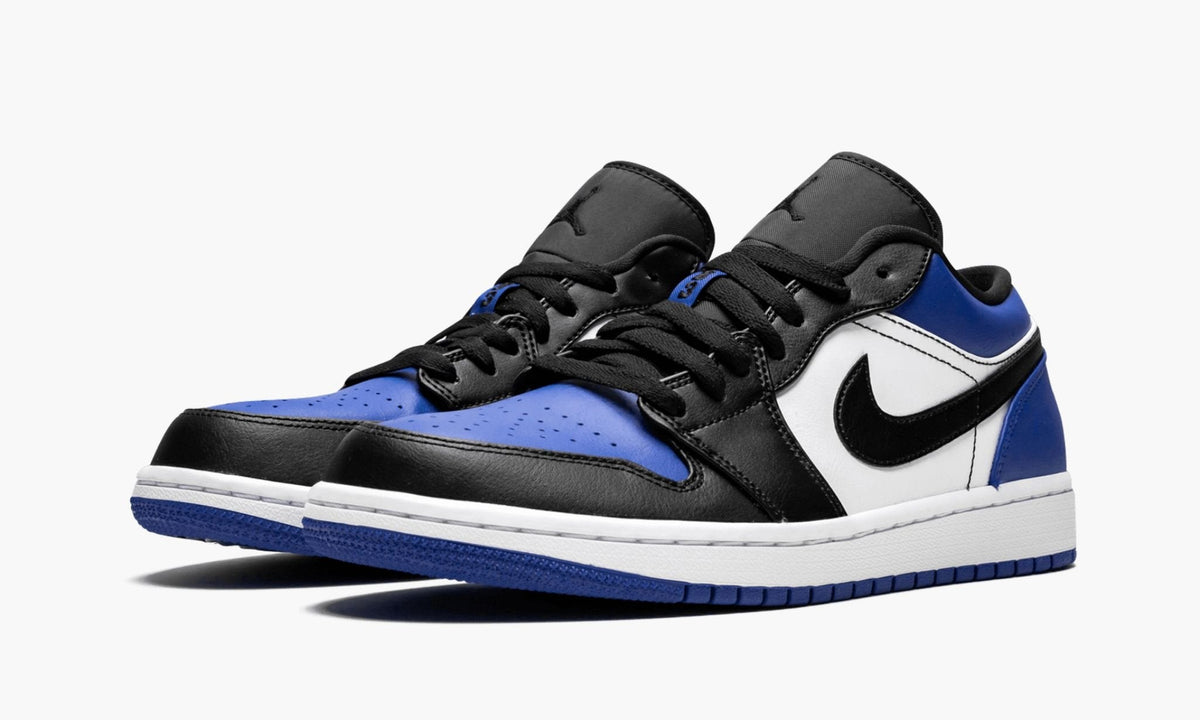 Royal Toe - Air Jordan 1 Low - product image from the listing.