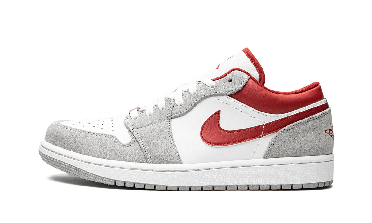 AIR JORDAN 1 LOW SE in White / Grey / Red - product image from the listing.