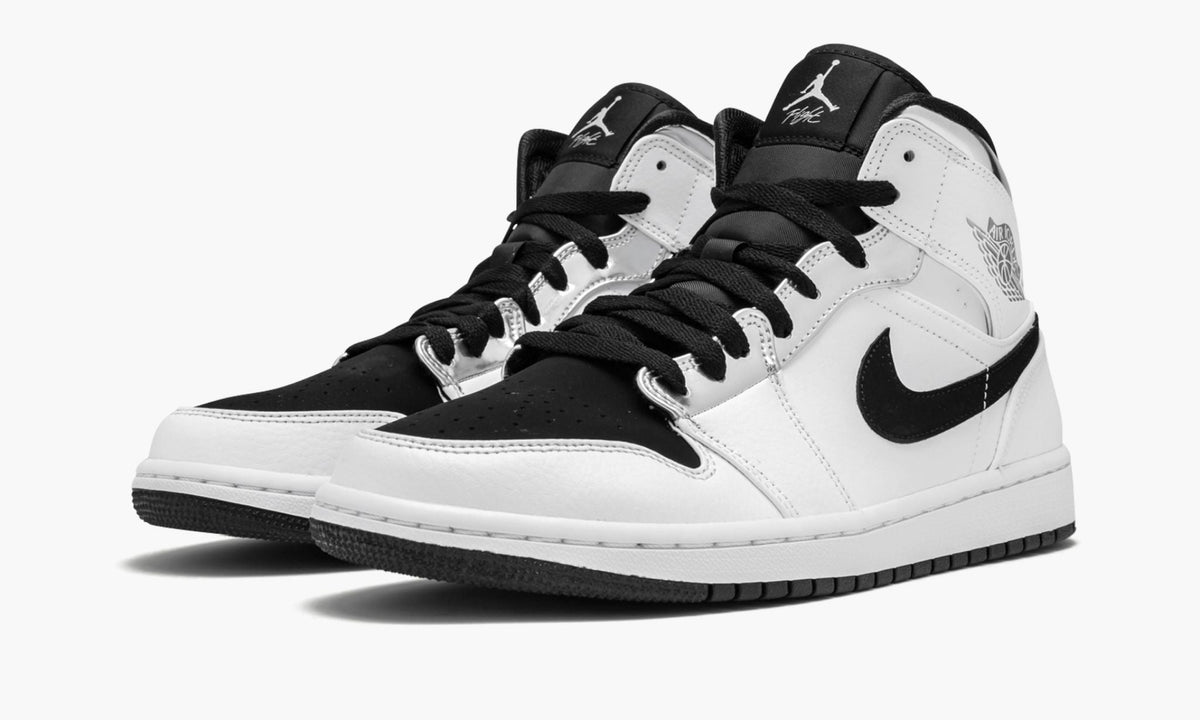 "Alternate Think 16" Air Jordan 1 Mid - product image from the listing.