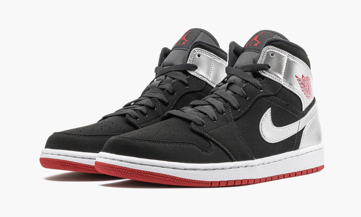 "Johnny Kilroy" Air Jordan 1 Mid - product image from the listing.