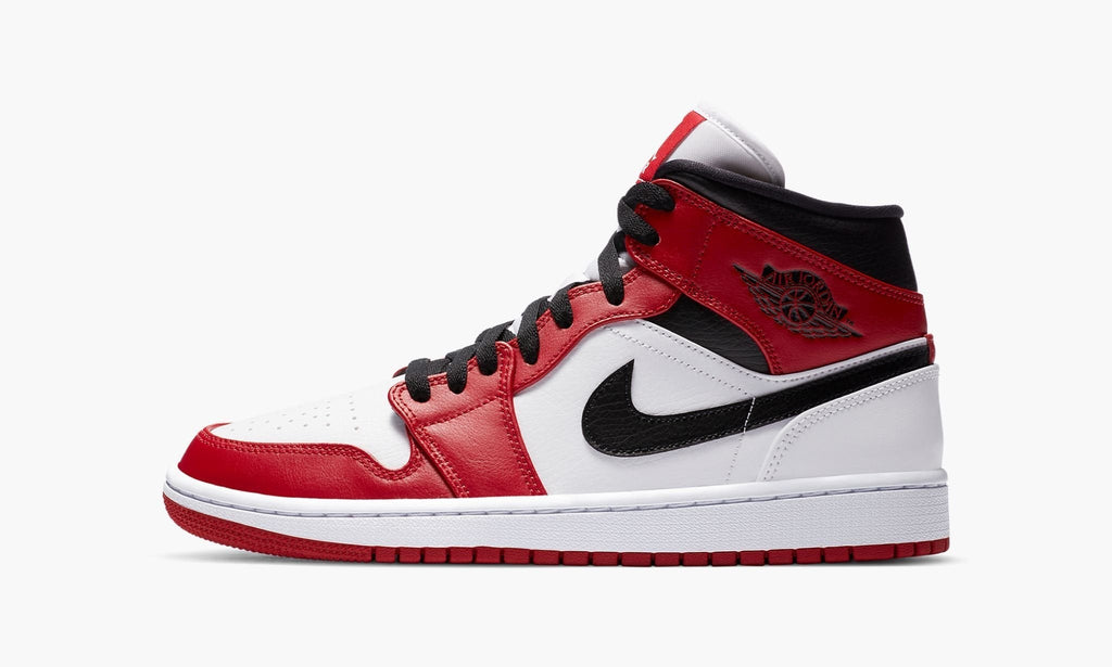Chicago - Air Jordan 1 Mid 2020 - product image from the listing.