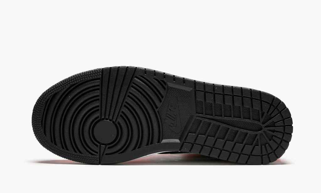 Infrared 23 - Air Jordan 1 Mid - product image from the listing.