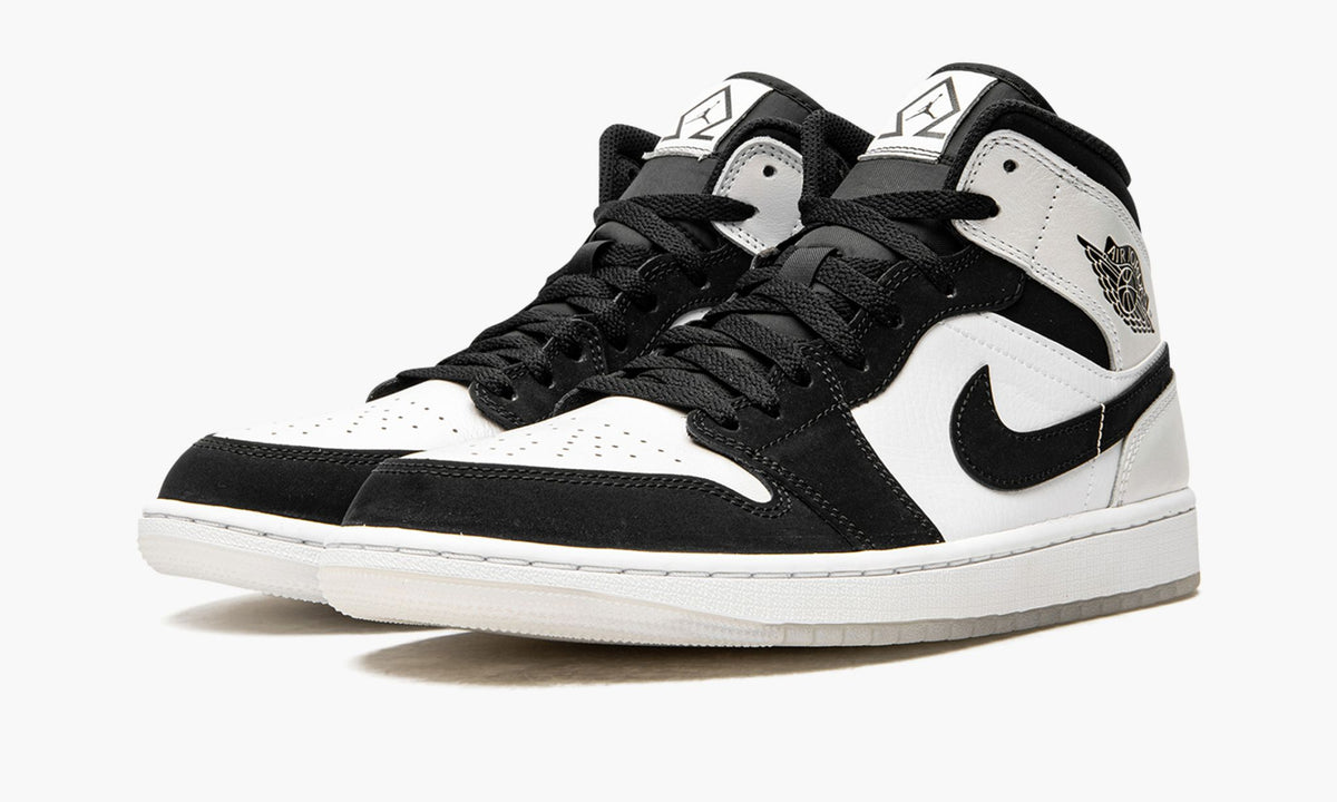 "Diamond" Air Jordan 1 MID SE - product image from the listing.