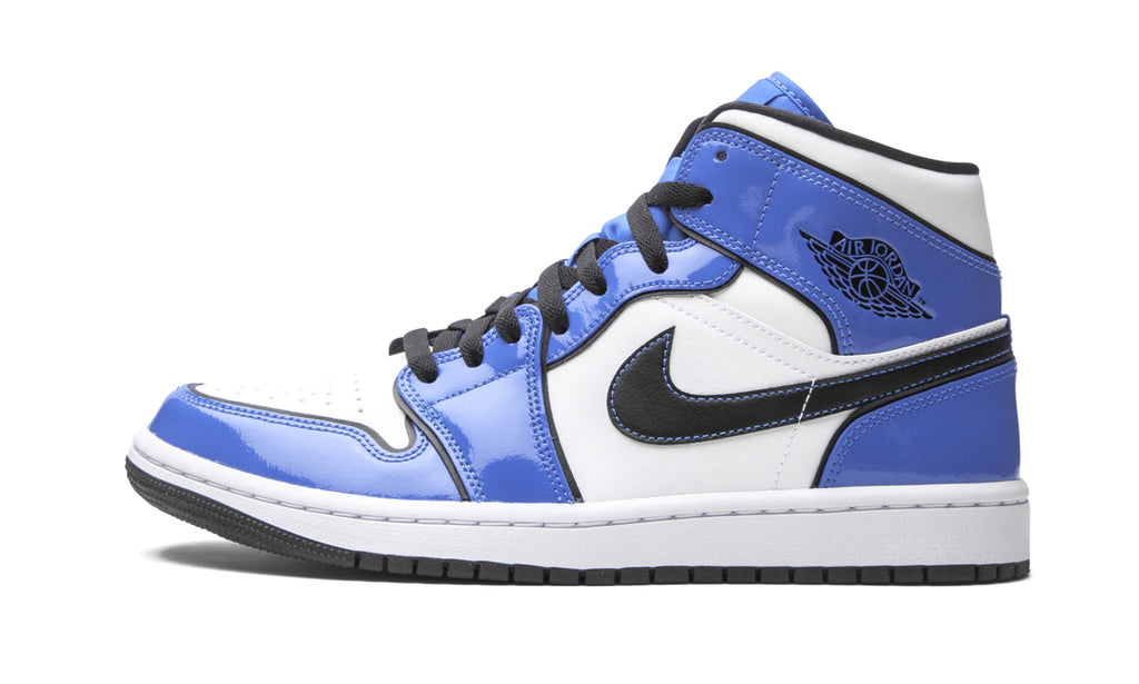Air Jordan 1 Mid SE Signal in Blue - product image from the listing.