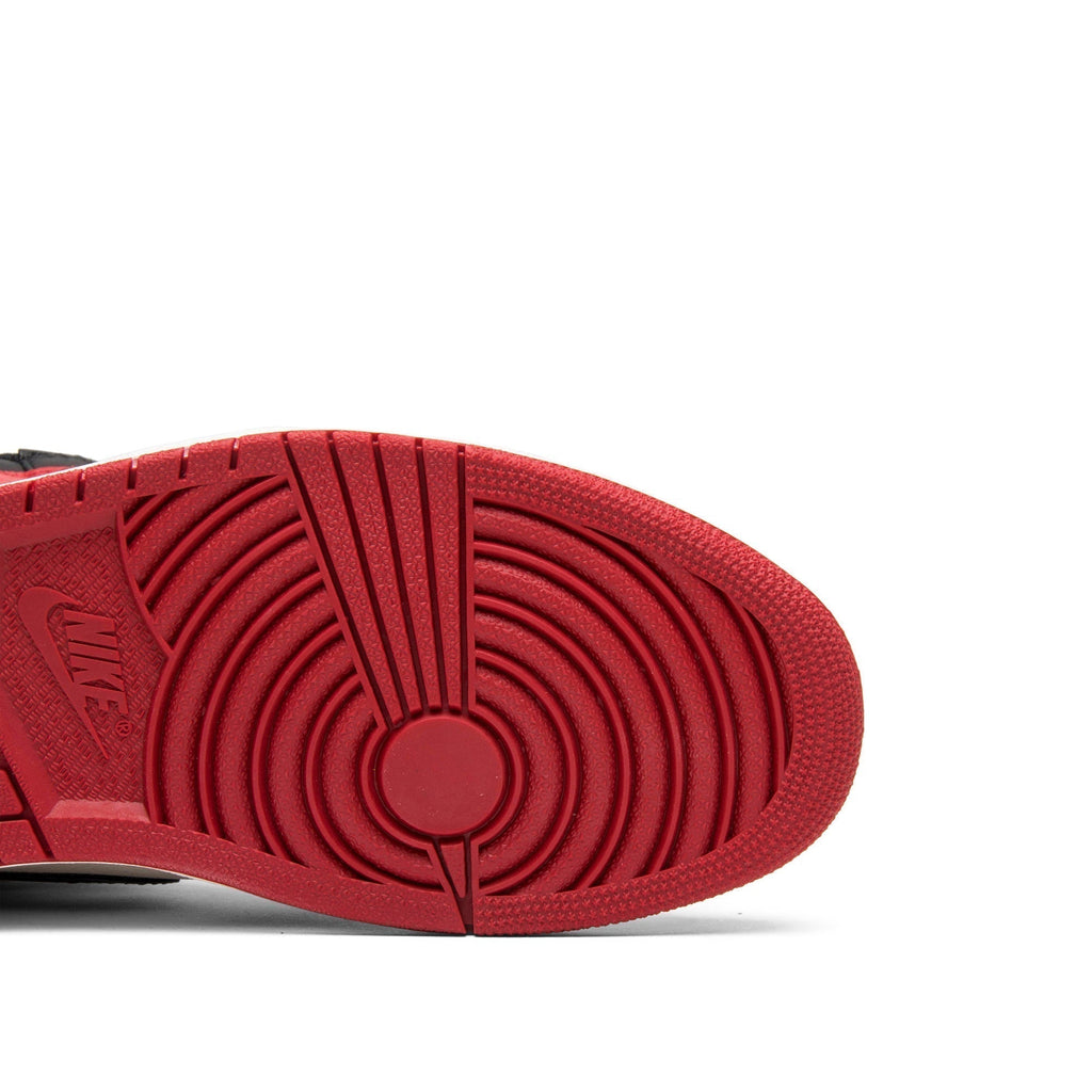 "Bred Toe" Air Jordan 1 Retro High OG 555088-610 - product image from the listing.