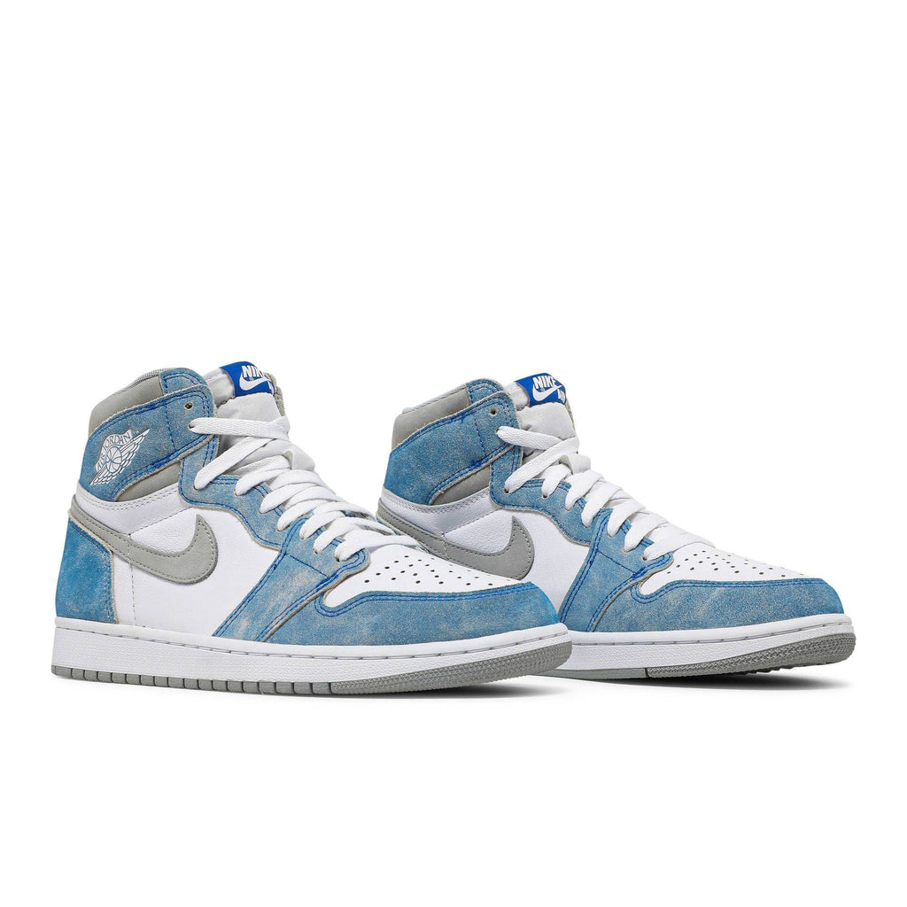 "Hyper Royal" Air Jordan 1 Retro High OG 555088-402 - product image from the listing.