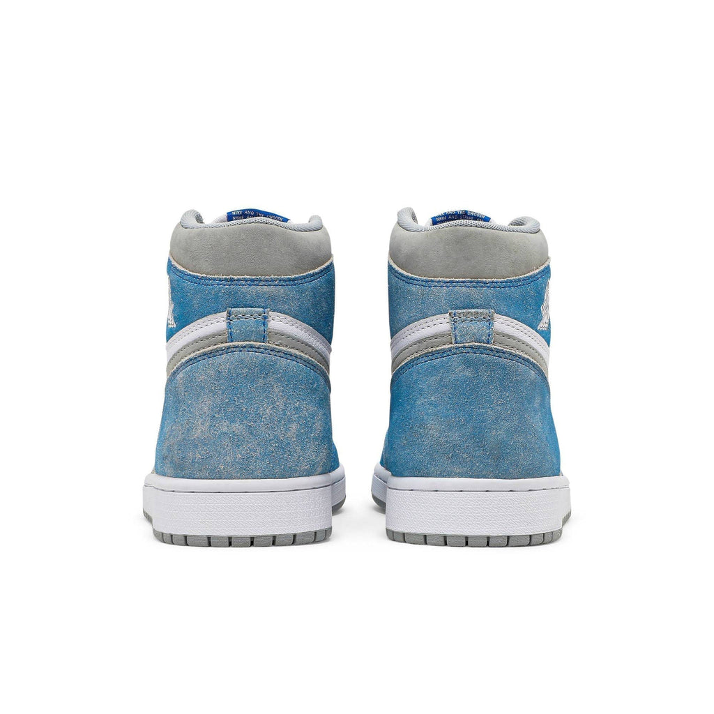 "Hyper Royal" Air Jordan 1 Retro High OG 555088-402 - product image from the listing.