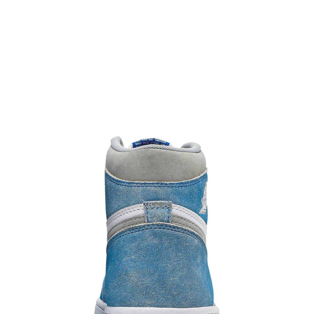 "Hyper Royal" Air Jordan 1 Retro High OG 555088-402 - product image from the listing.