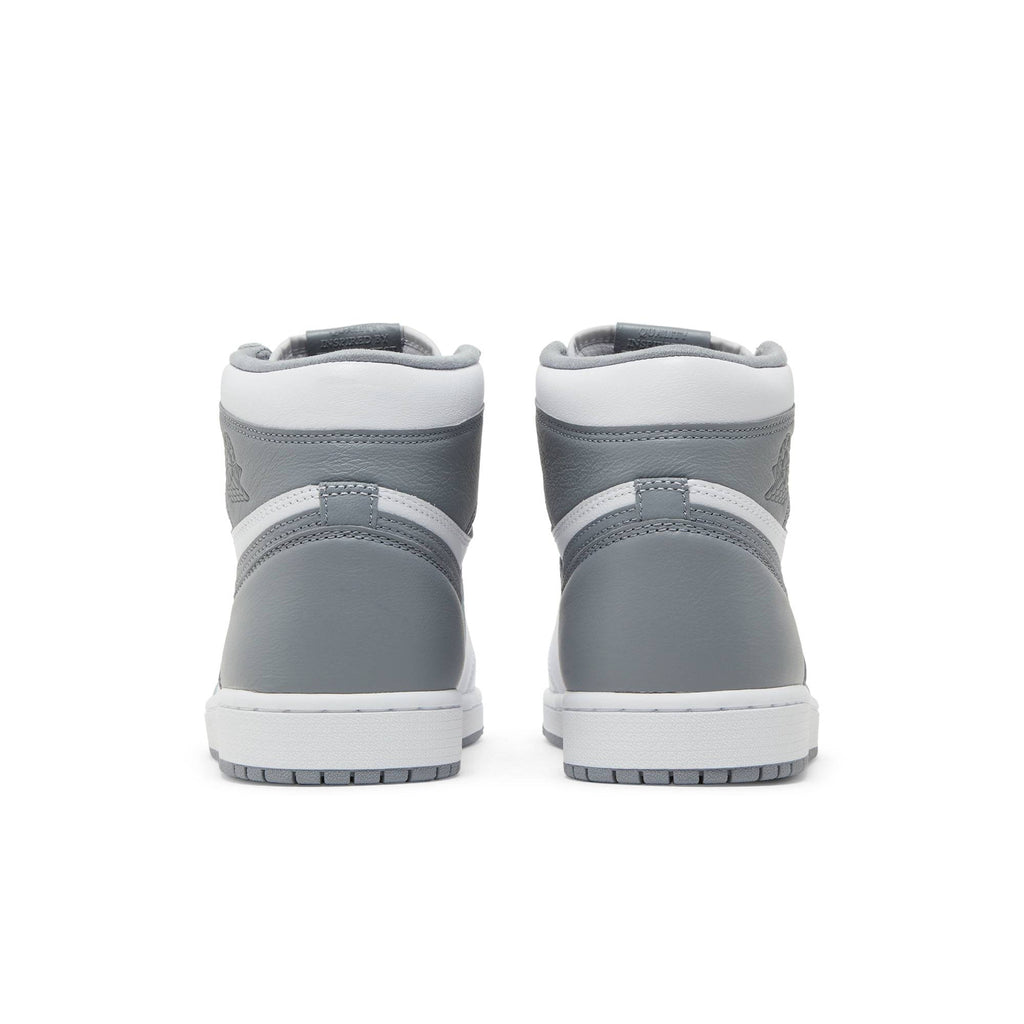 "Stealth" Air Jordan 1 Retro High OG 555088-037 - product image from the listing.