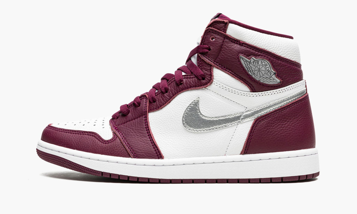 "Bordeaux" Air Jordan 1 Retro High OG - product image from the listing.