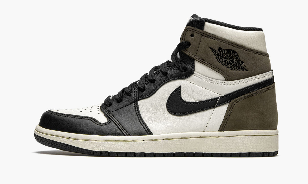 "Dark Mocha" Air Jordan 1 Retro High OG - product image from the listing.