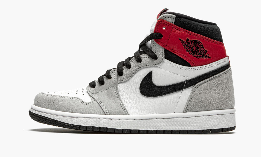 "Light Smoke Grey" Air Jordan 1 Retro High OG - product image from the listing.