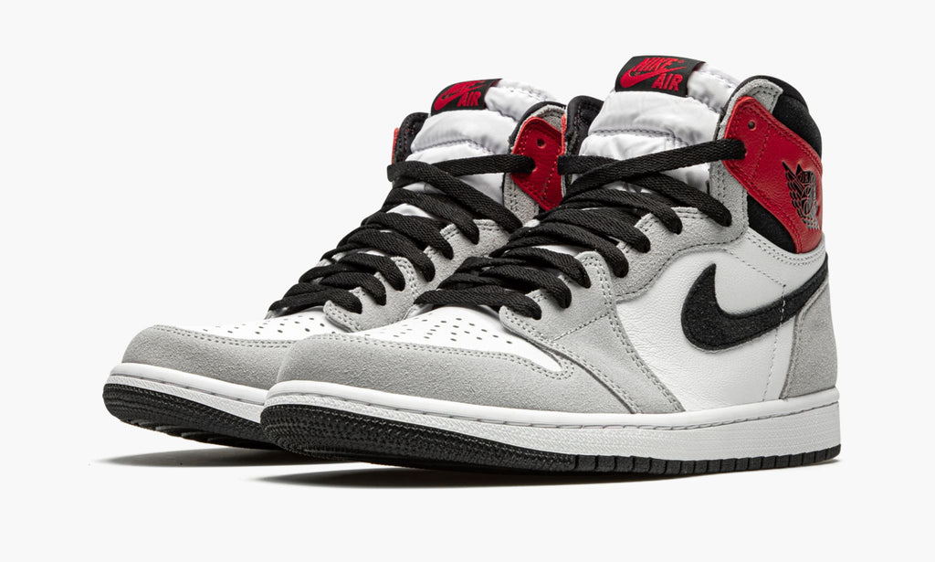"Light Smoke Grey" Air Jordan 1 Retro High OG - product image from the listing.