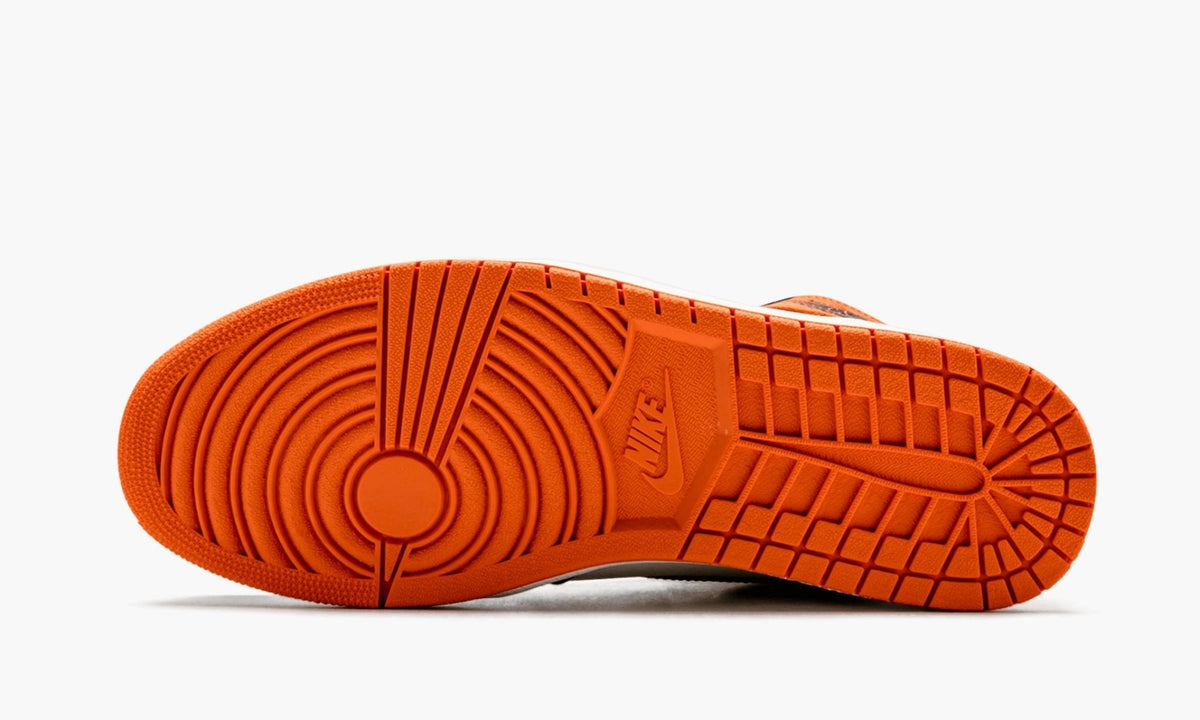 "Shattered Backboard" Air Jordan 1 Retro High OG - product image from the listing.