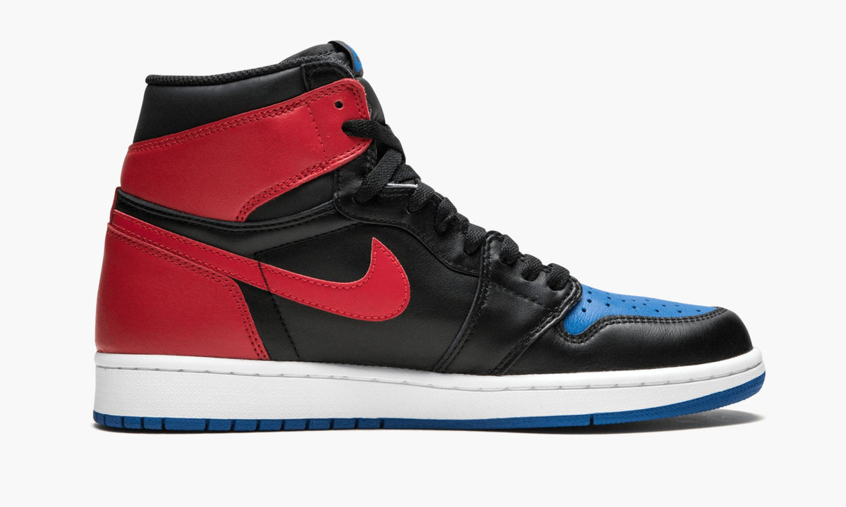 "Top 3" Air Jordan 1 Retro High OG - product image from the listing.