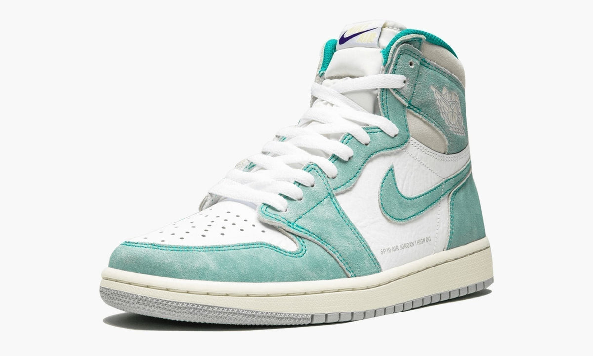 "Turbo Green" Air Jordan 1 Retro High OG - product image from the listing.