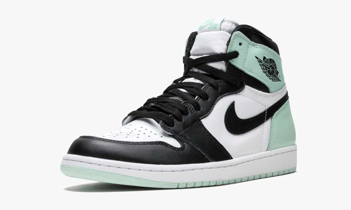 "Igloo" Air Jordan 1 Retro High OG NRG - product image from the listing.