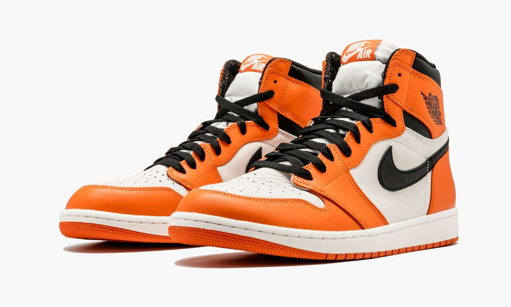 Reverse Shattered Backboard - Air Jordan 1 Retro High OG - product image from the listing.
